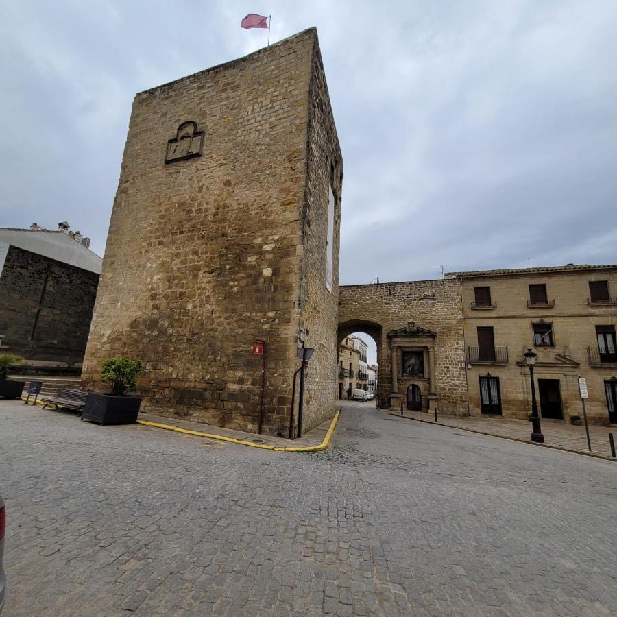 "El Torreon" En El Centro Historico De Baezaアパートメント エクステリア 写真